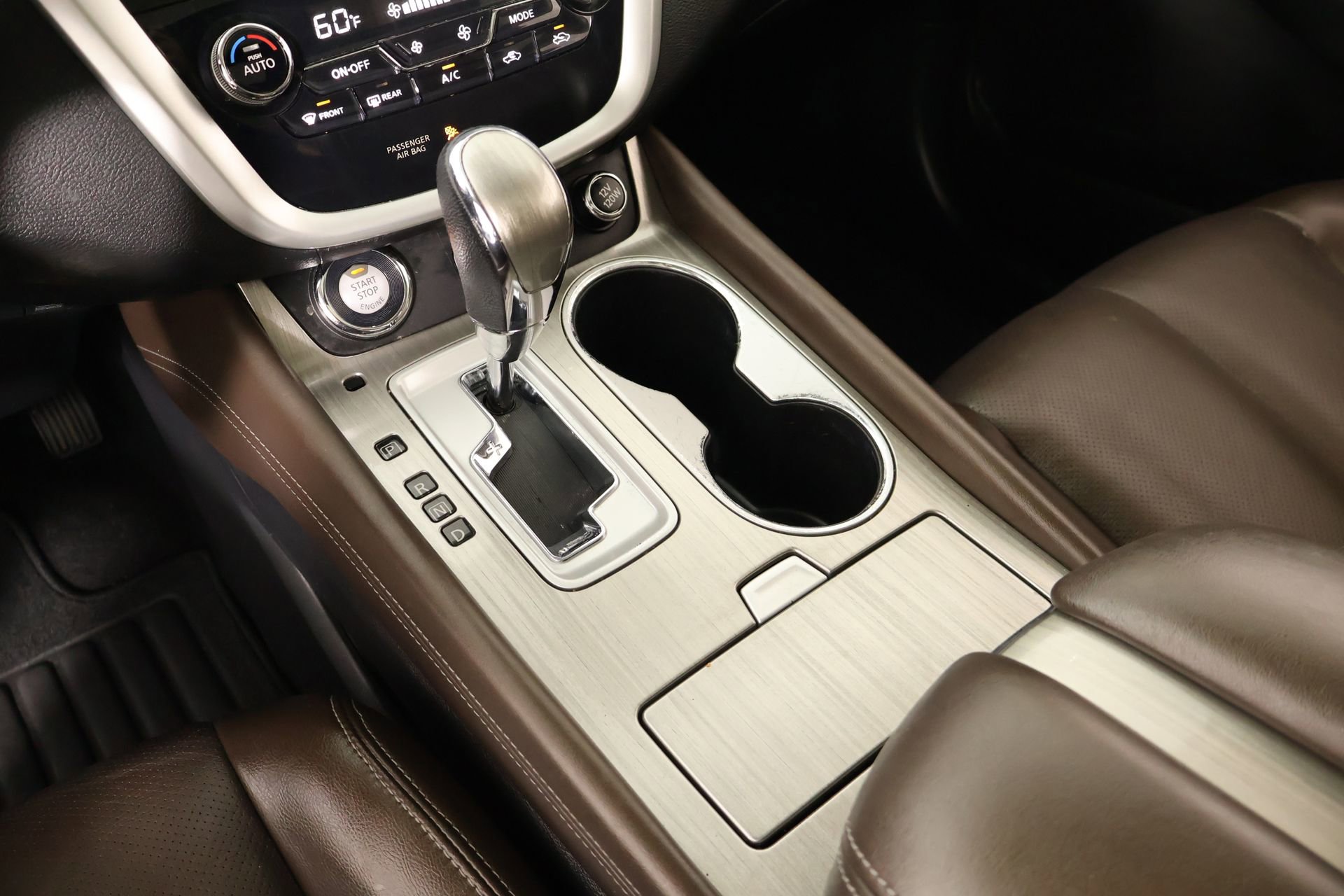 Used 2017 Nissan Murano Platinum w/ Platinum Technology Package FWD image 9