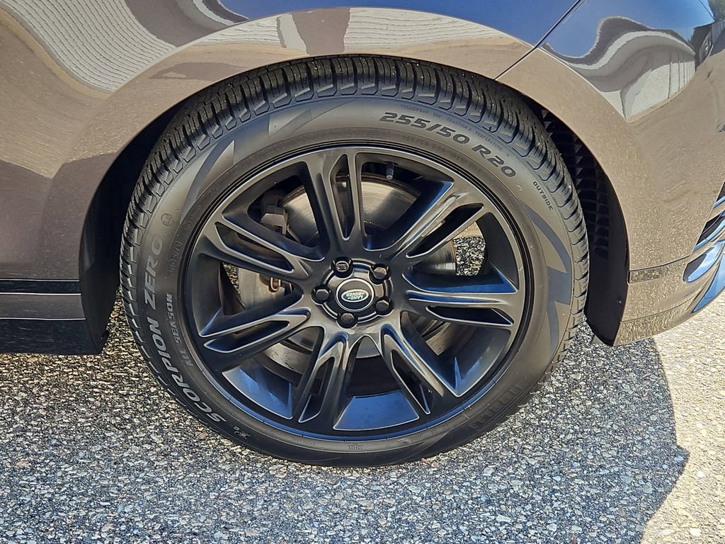 Used 2023 Land Rover Range Rover Velar R-Dynamic S image 10