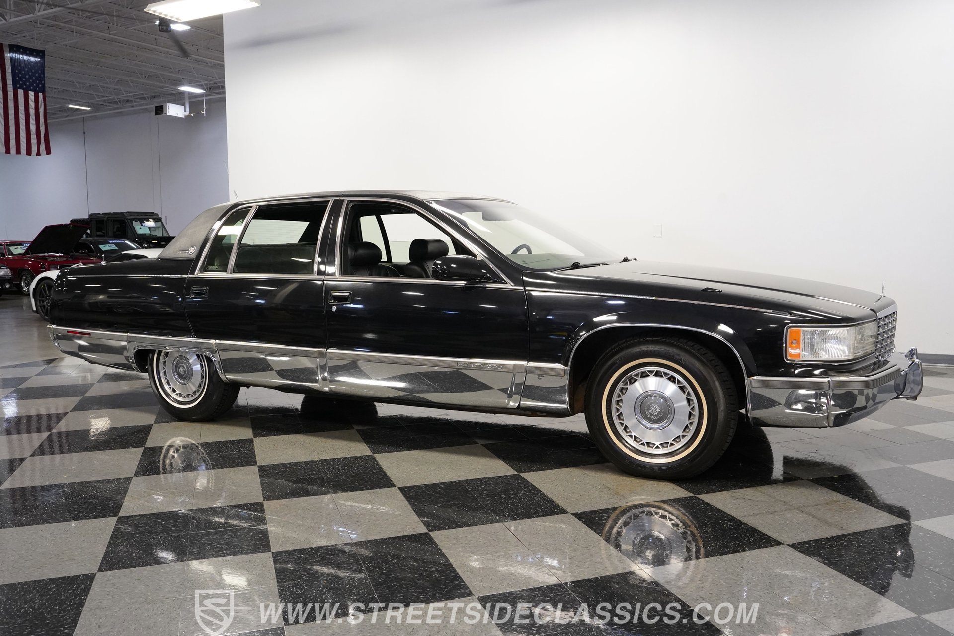 Used 1995 Cadillac Fleetwood Brougham RWD image 16