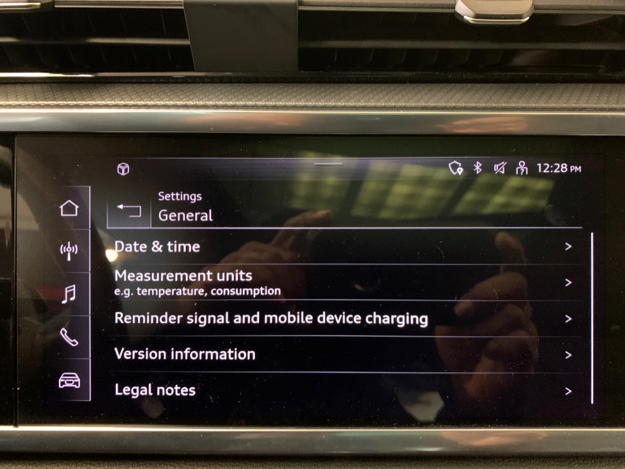 Used 2023 Audi Q3 2.0T Premium Plus w/ Premium Plus Package image 36