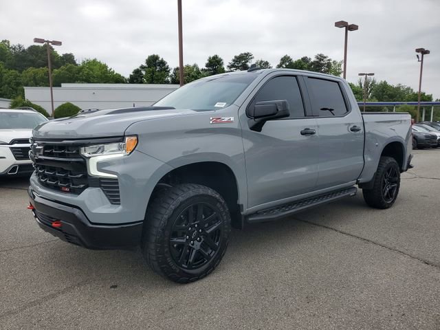 Used 2024 Chevrolet Silverado 1500 LT Trail Boss w/ Convenience Package II AWD/4WD image 3