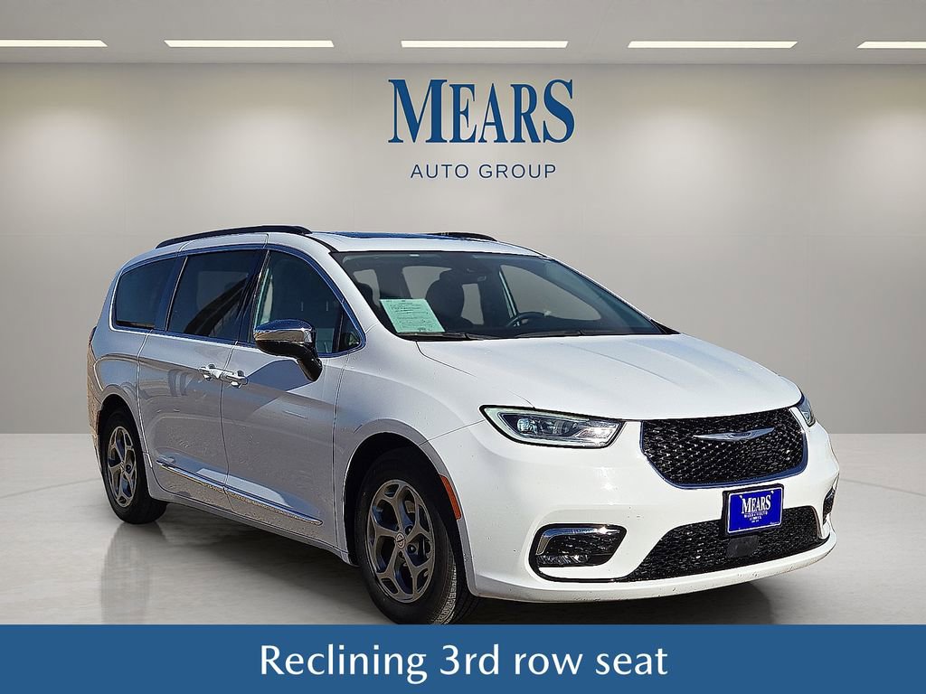 Used 2023 Chrysler Pacifica Limited image 8