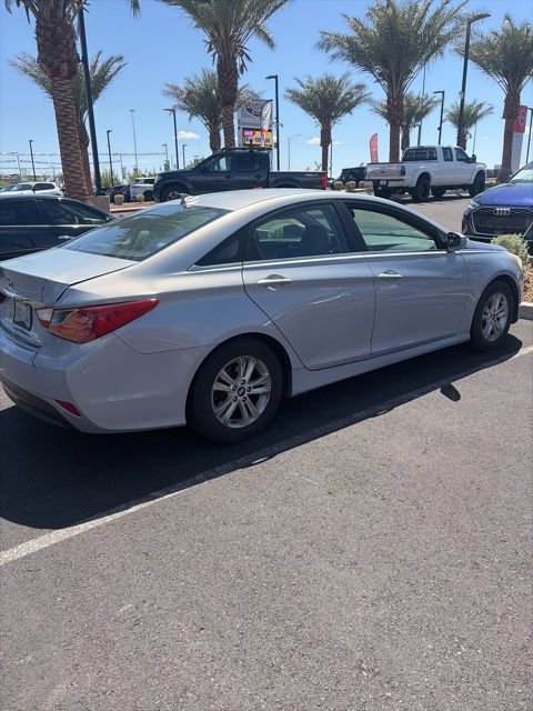 Used 2014 Hyundai Sonata GLS FWD image 4
