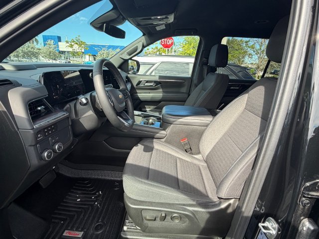 Used 2025 Chevrolet Tahoe LS RWD image 10
