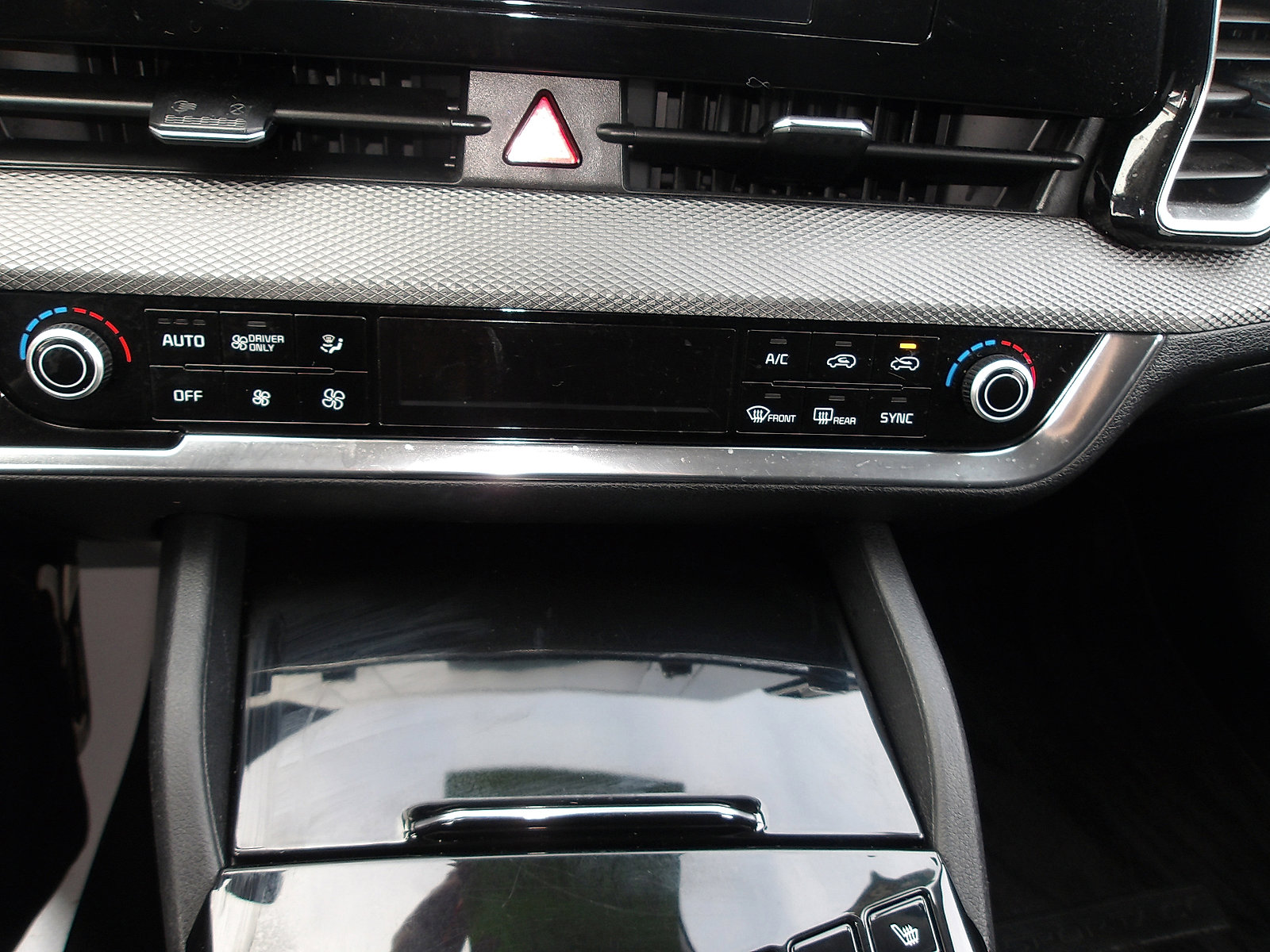 Used 2023 Kia Sportage LX image 22