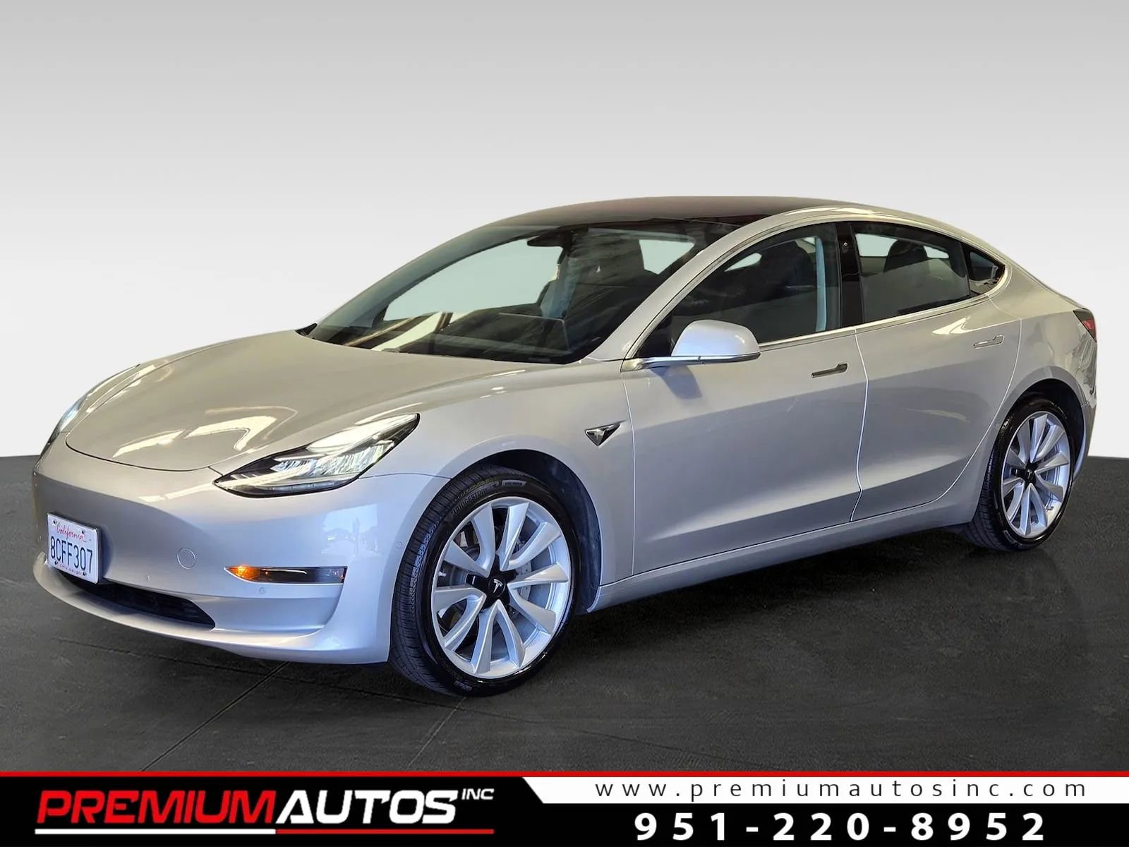 Used 2017 Tesla Model 3 Long Range RWD image 1