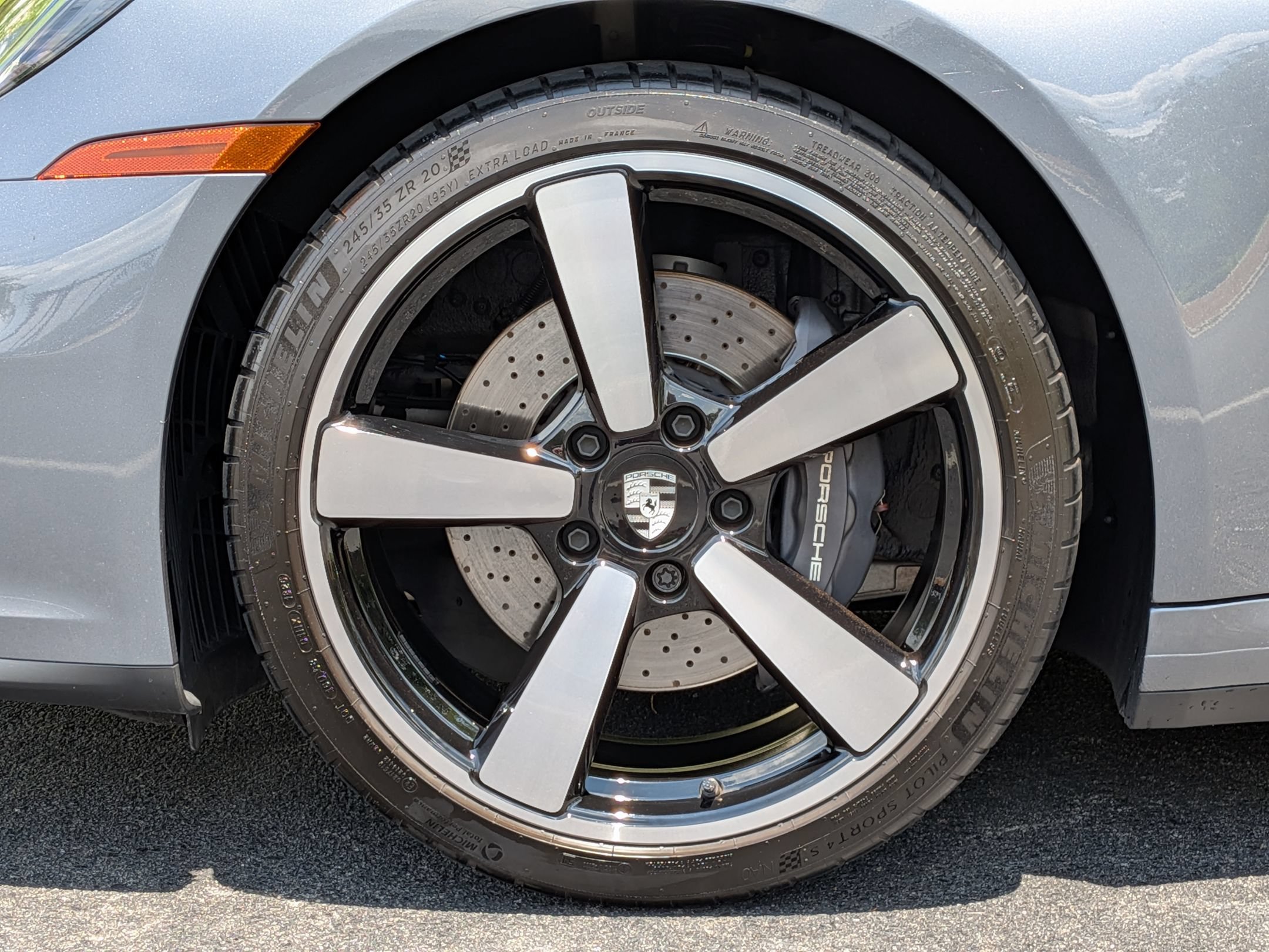 Certified 2026 Porsche 911 Carrera RWD image 37