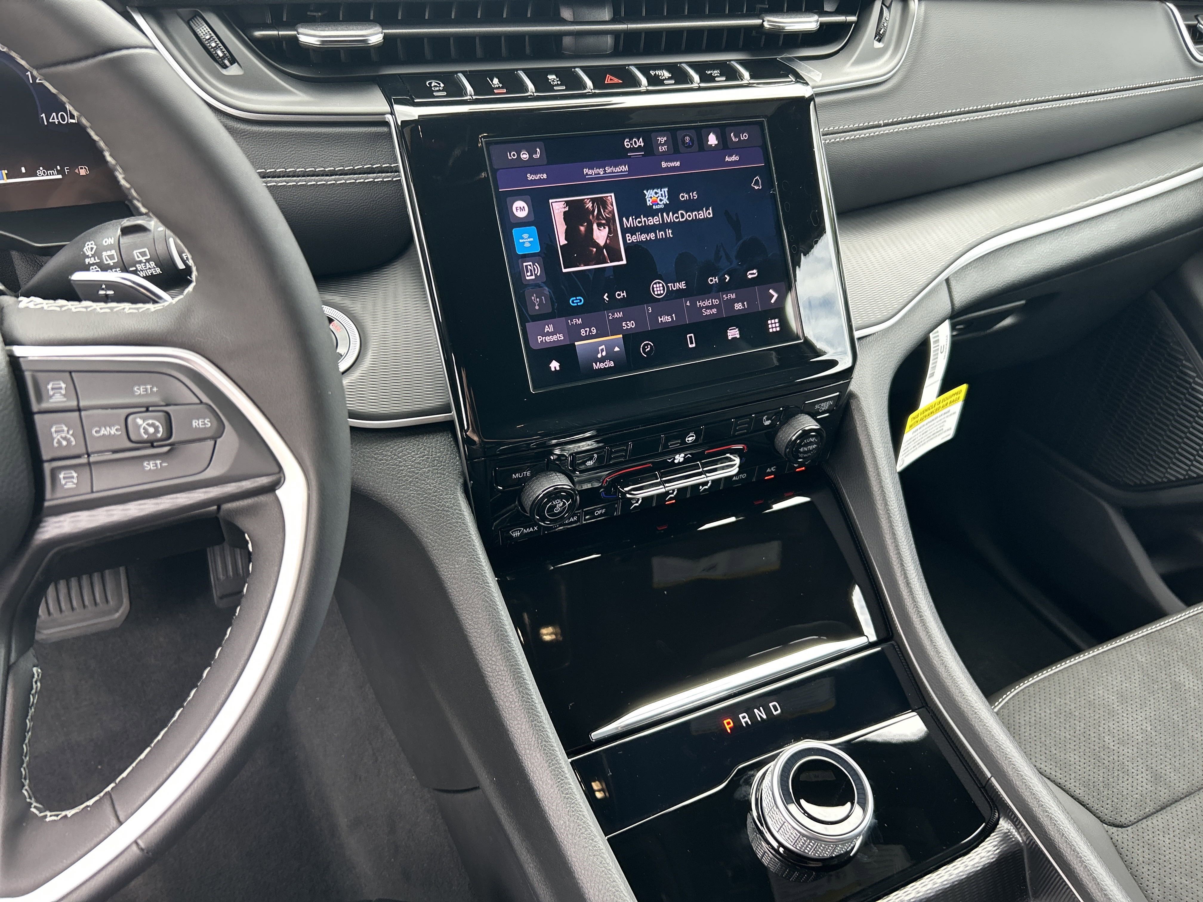 New 2025 Jeep Grand Cherokee Altitude image 28