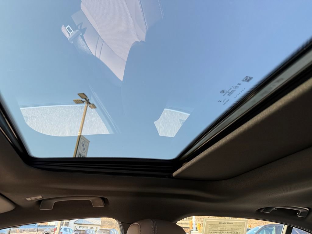 Certified 2026 BMW 530i xDrive w/ Premium Package image 34