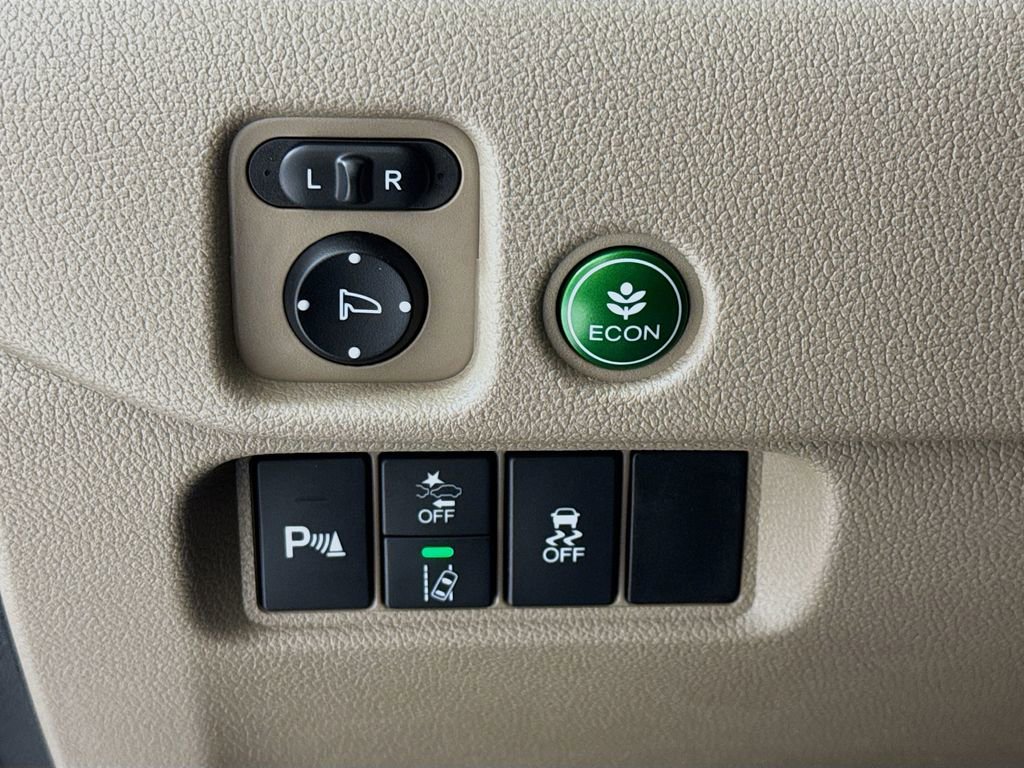 Used 2019 Honda Pilot Touring image 10