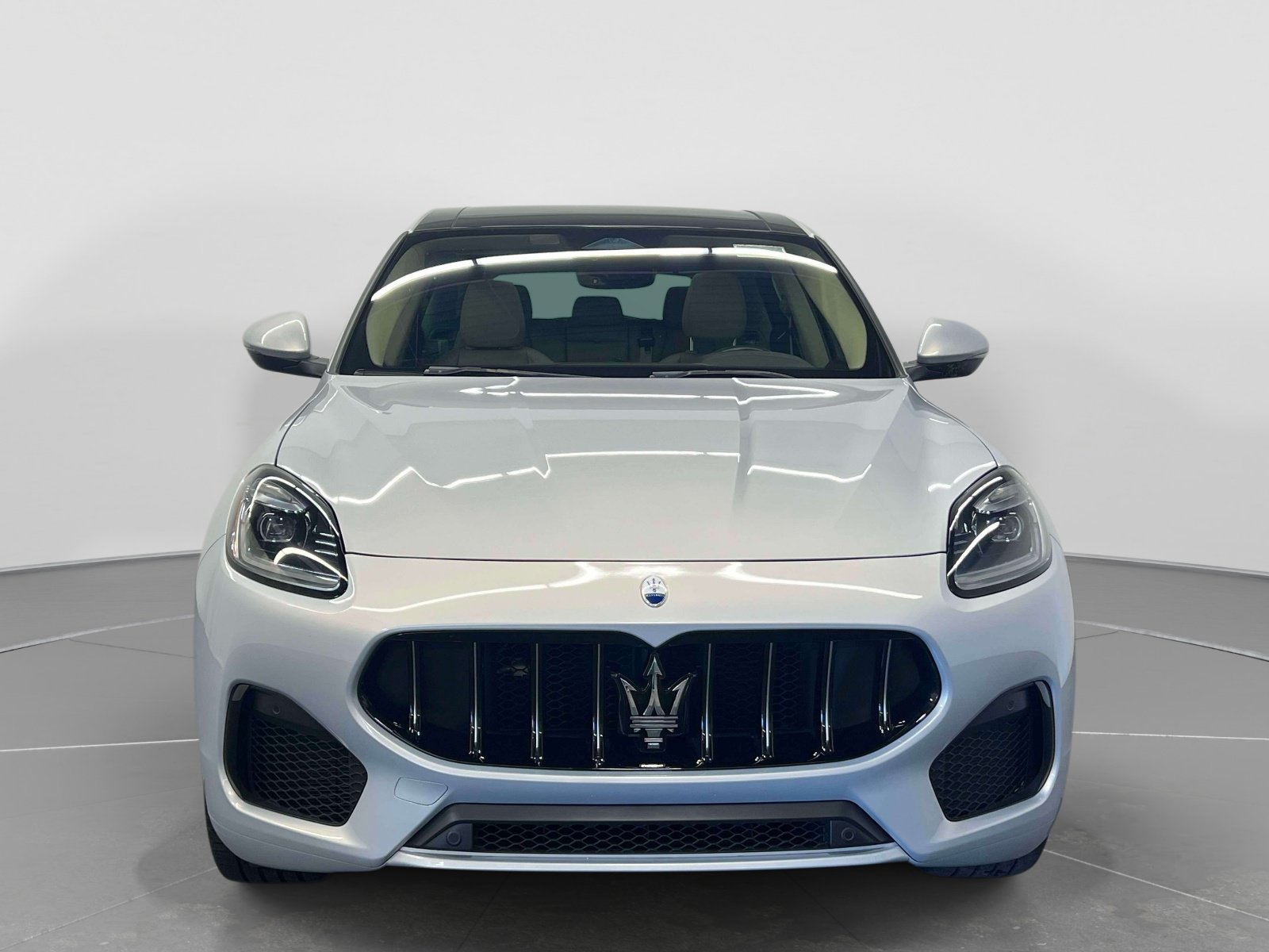 Used 2023 Maserati Grecale Modena AWD/4WD image 2