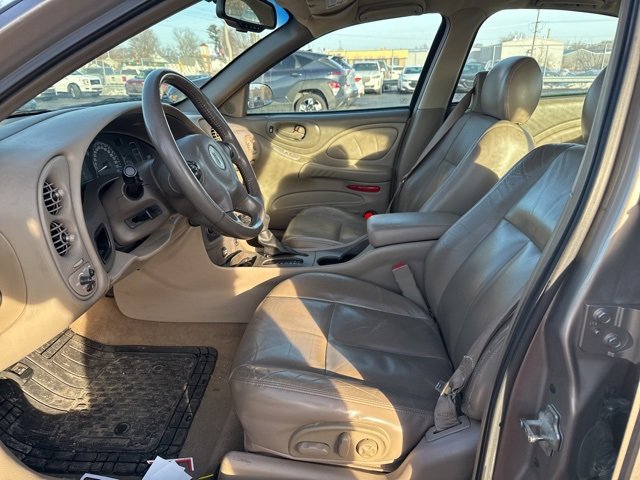 Used 2004 Pontiac Bonneville SE w/ 1SC Preferred Equipment Group image 5