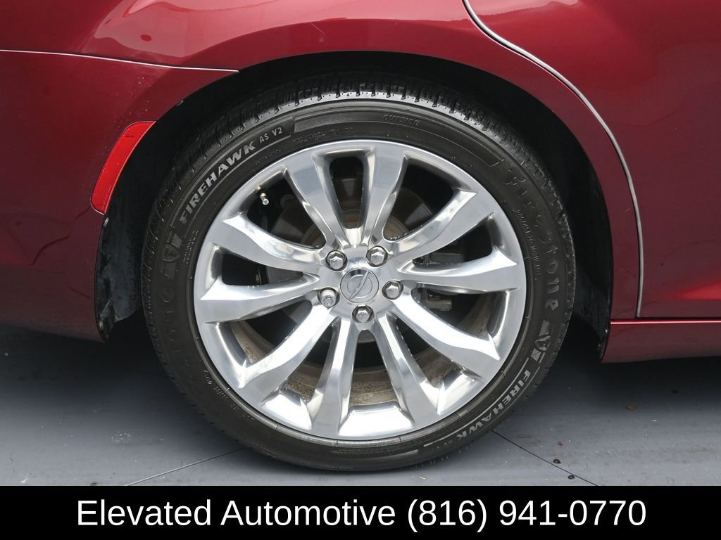 Used 2016 Chrysler 300 C w/ Safetytec Plus Group image 5