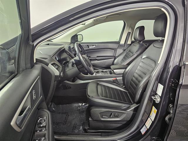 Used 2022 Ford Edge SEL image 25