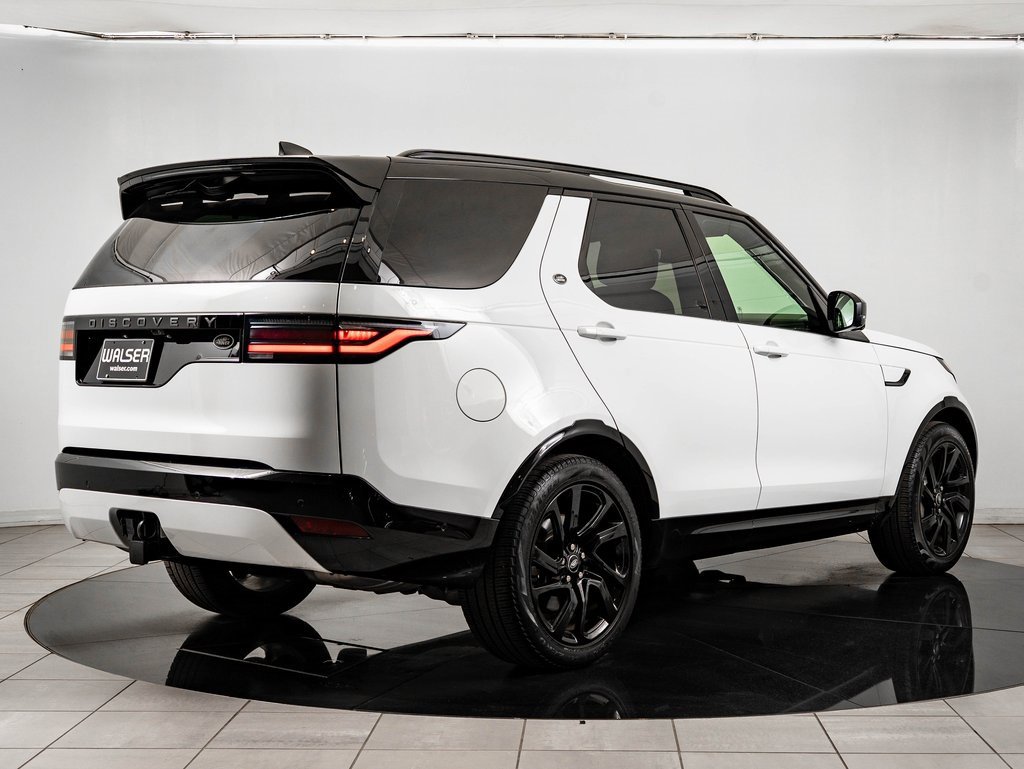 Used 2023 Land Rover Discovery S R-Dynamic image 7