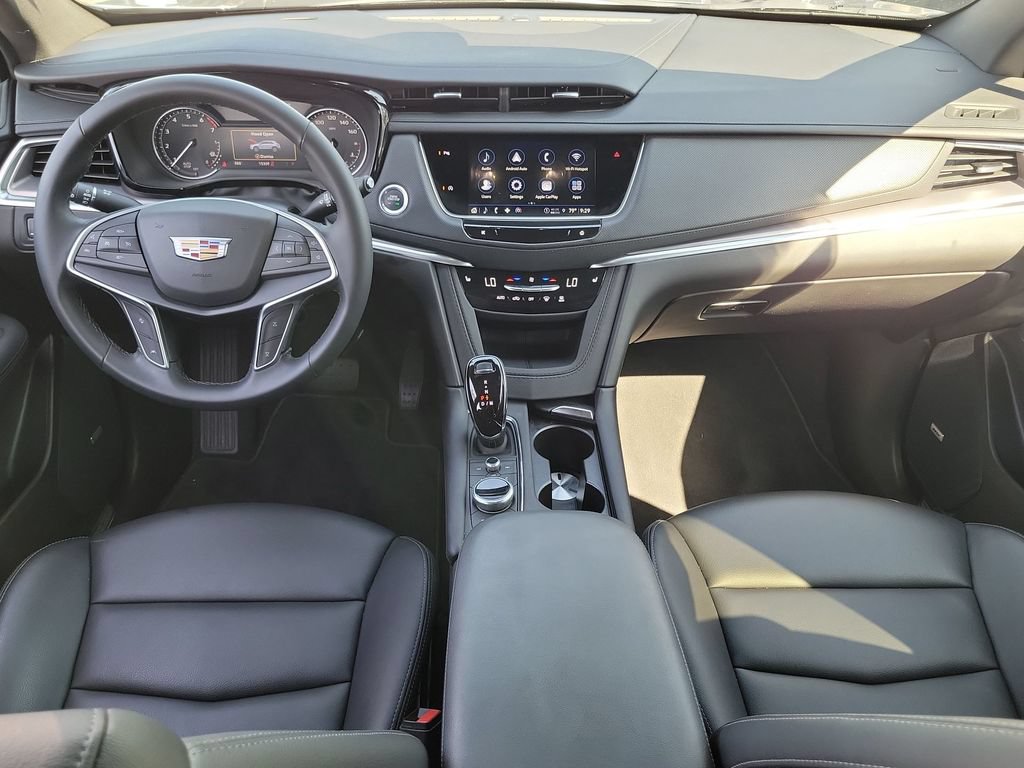 Certified 2024 Cadillac XT5 Luxury FWD image 18