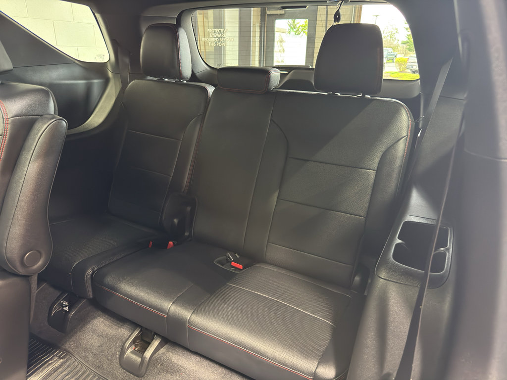 Used 2024 Chevrolet Traverse RS AWD/4WD image 12