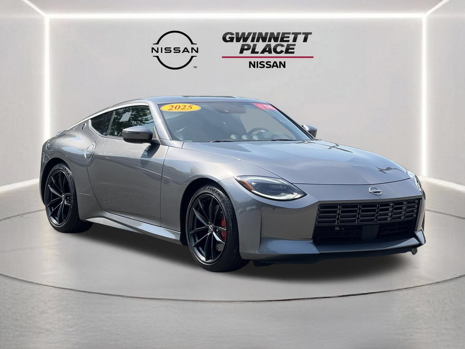 Certified 2025 Nissan Z Performance w/ Floor Mat Package RWD image 25