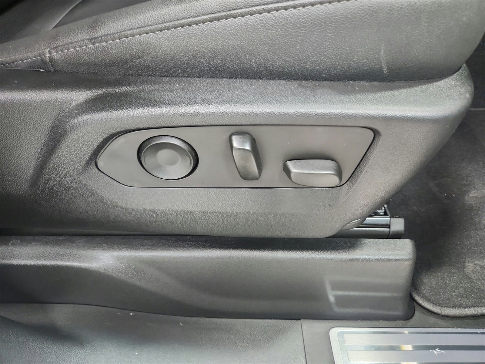 Used 2021 Chevrolet Silverado 1500 LT image 71