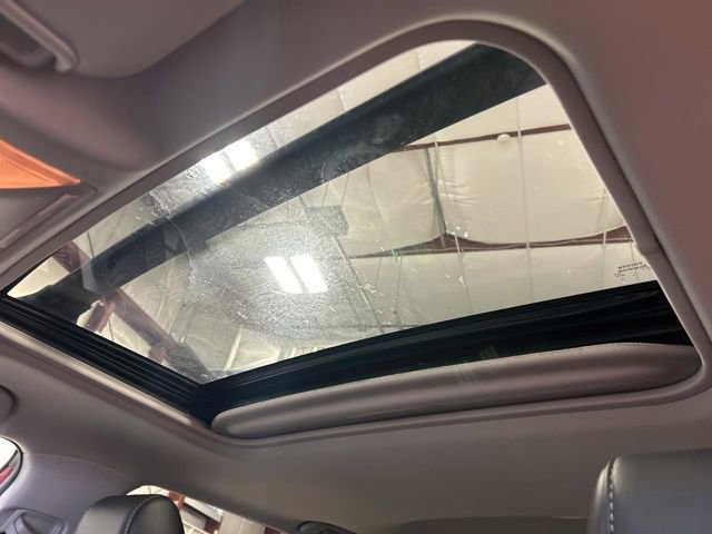 Used 2019 Toyota RAV4 Limited AWD/4WD image 17
