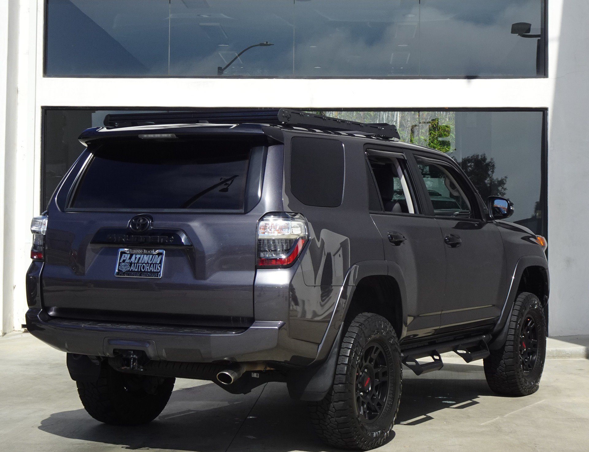 Used 2021 Toyota 4Runner Venture w/ Moonroof Package AWD/4WD image 7