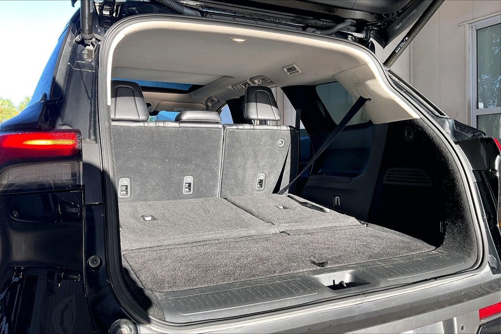 Used 2024 INFINITI QX60 Luxe AWD/4WD image 19