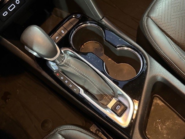 Used 2020 Buick Encore GX Essence w/ Experience Buick Package image 23