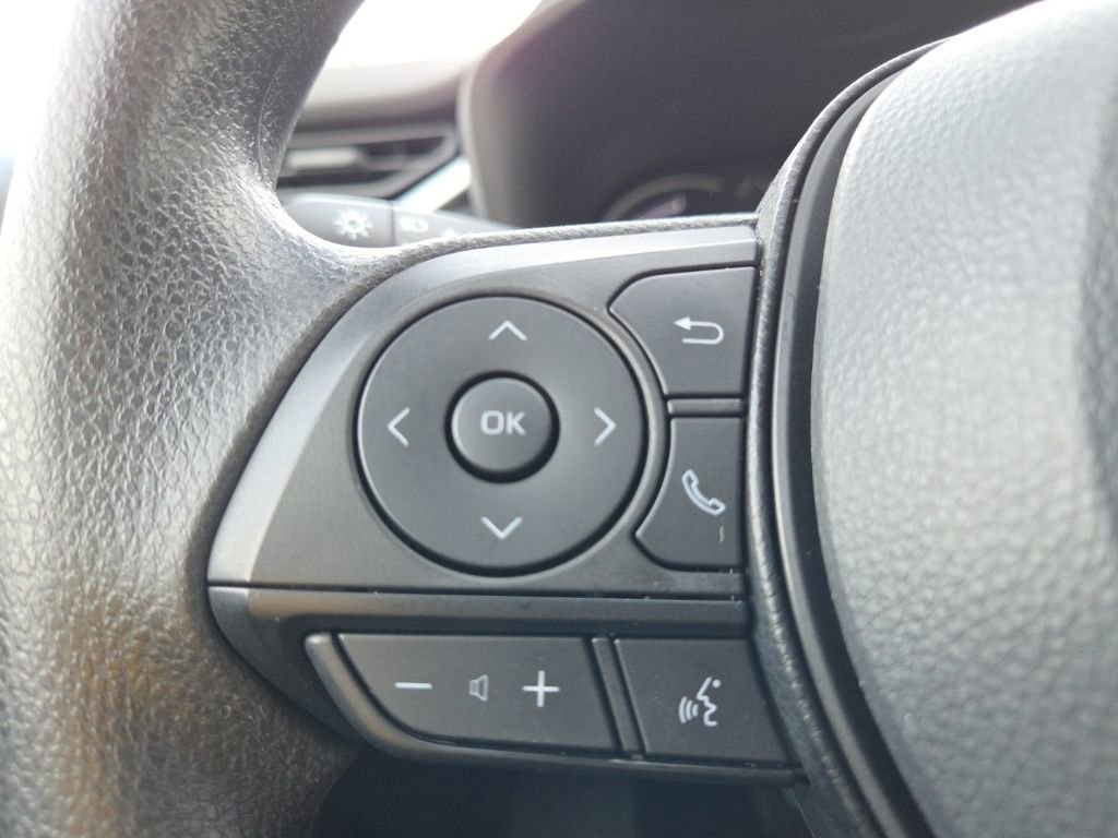Used 2024 Toyota RAV4 LE image 32