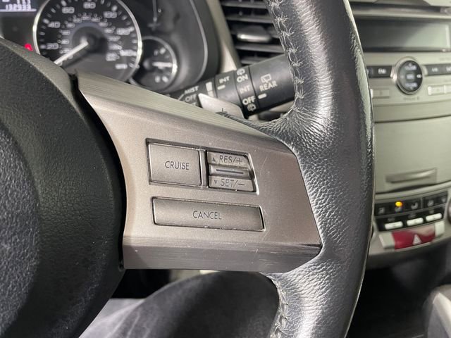Used 2011 Subaru Outback 2.5i Premium image 11