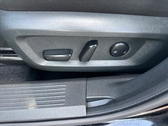 Used 2026 Nissan Rogue SV FWD image 15