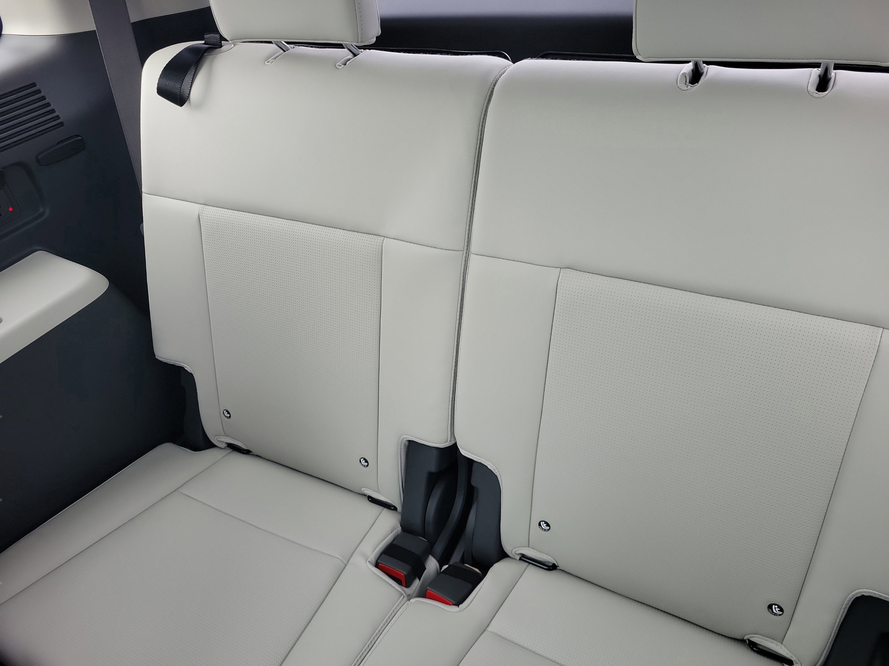 New 2026 Hyundai Santa Fe Calligraphy FWD image 18