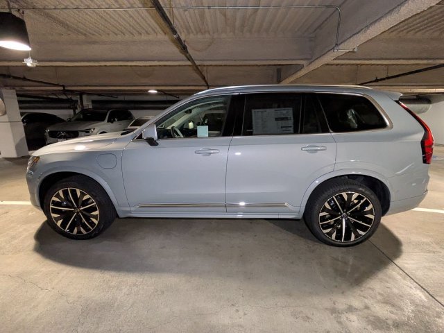 New 2026 Volvo XC90 T8 Ultra w/ Protection Package AWD/4WD image 6