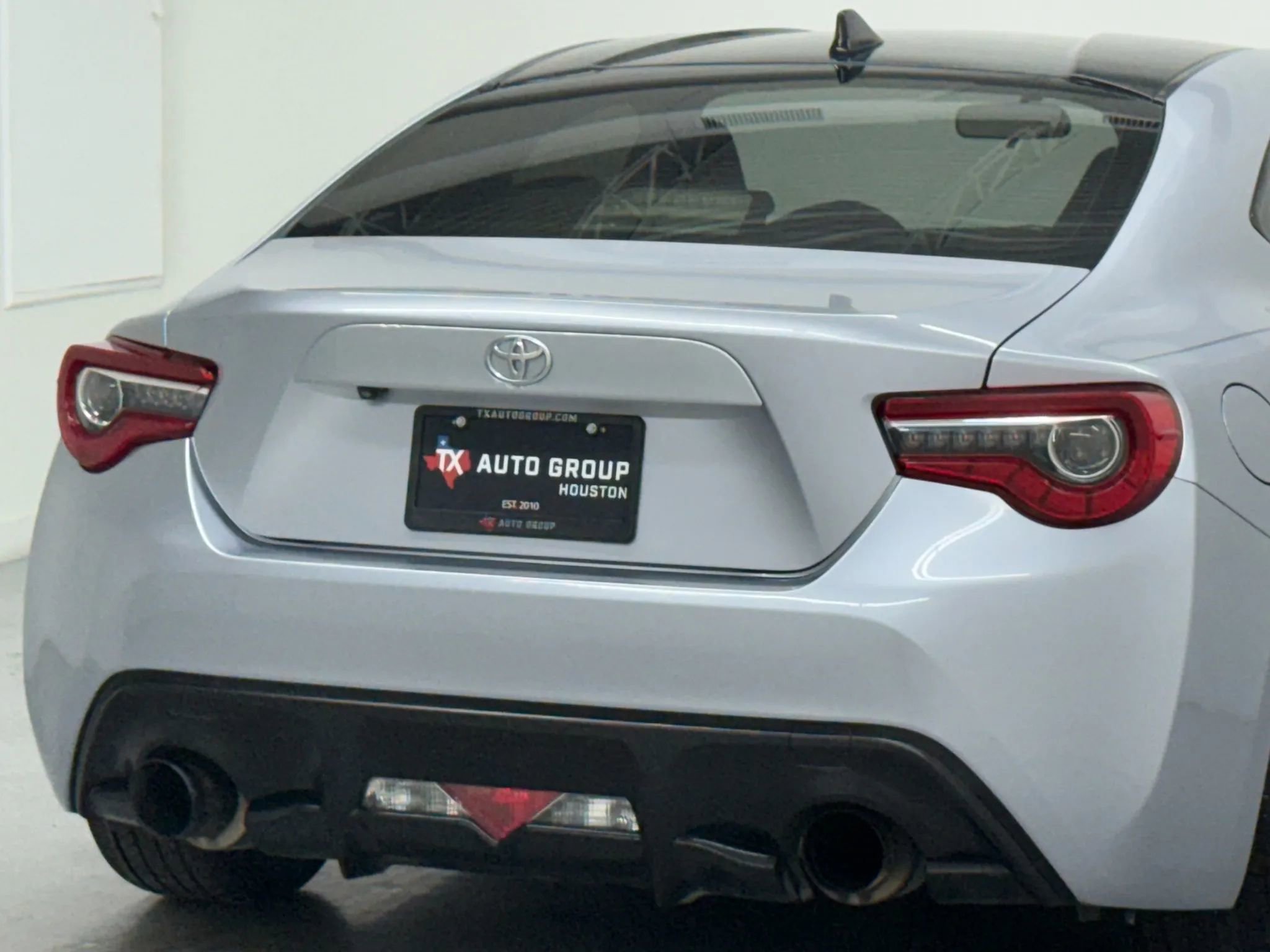 Used 2017 Toyota 86 Coupe 2D image 31