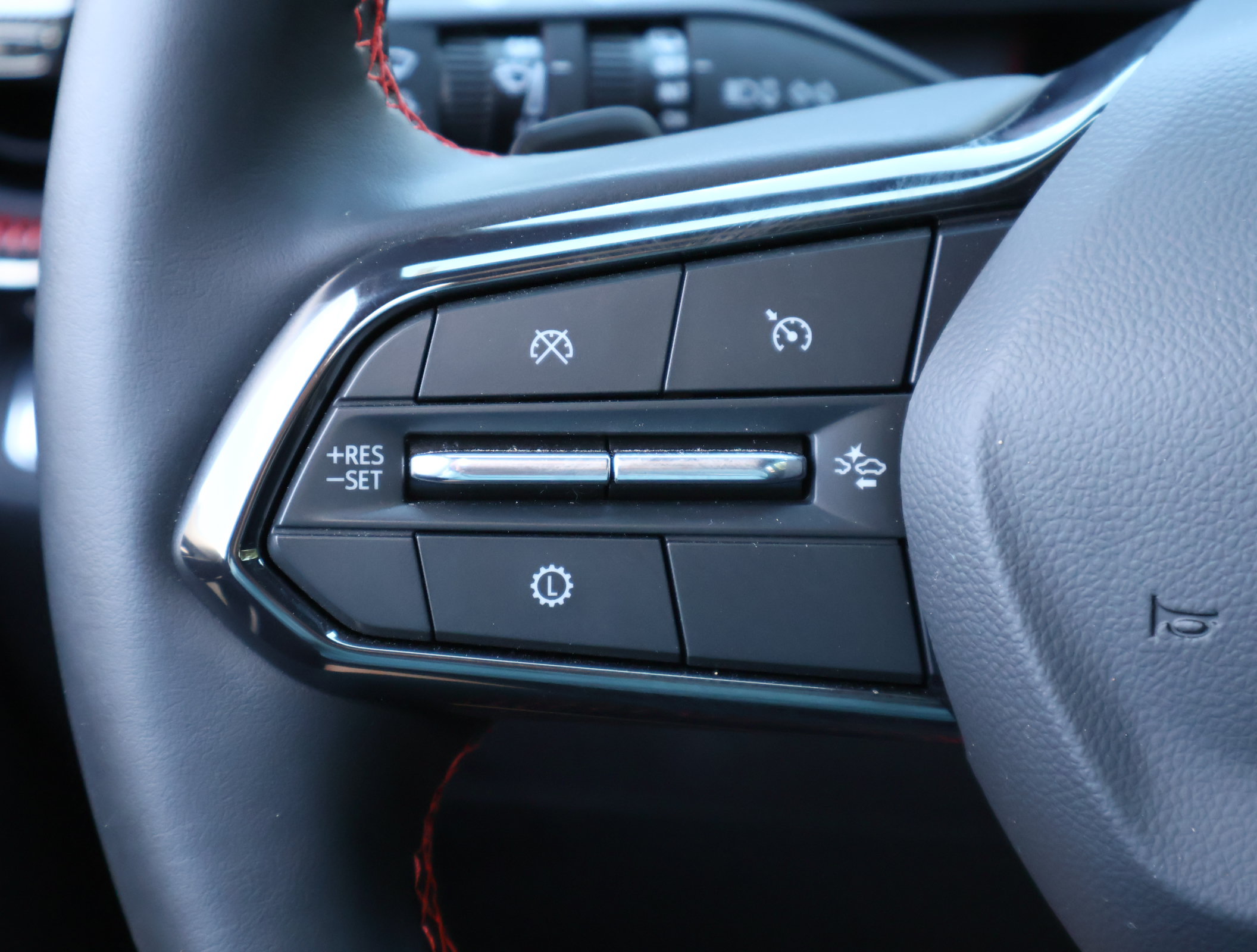 Used 2026 Chevrolet Equinox RS w/ Convenience Package III FWD image 15