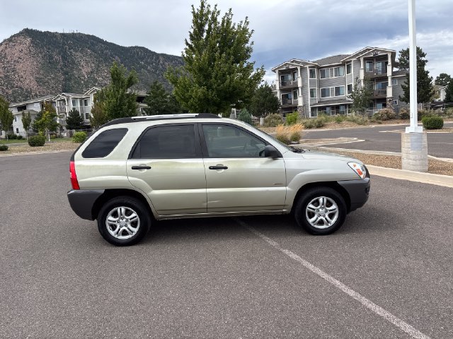 Used 2008 Kia Sportage LX AWD/4WD image 2