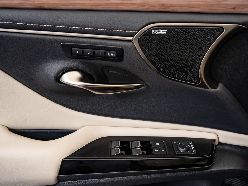 Certified 2024 Lexus ES 300h Ultra Luxury FWD image 24
