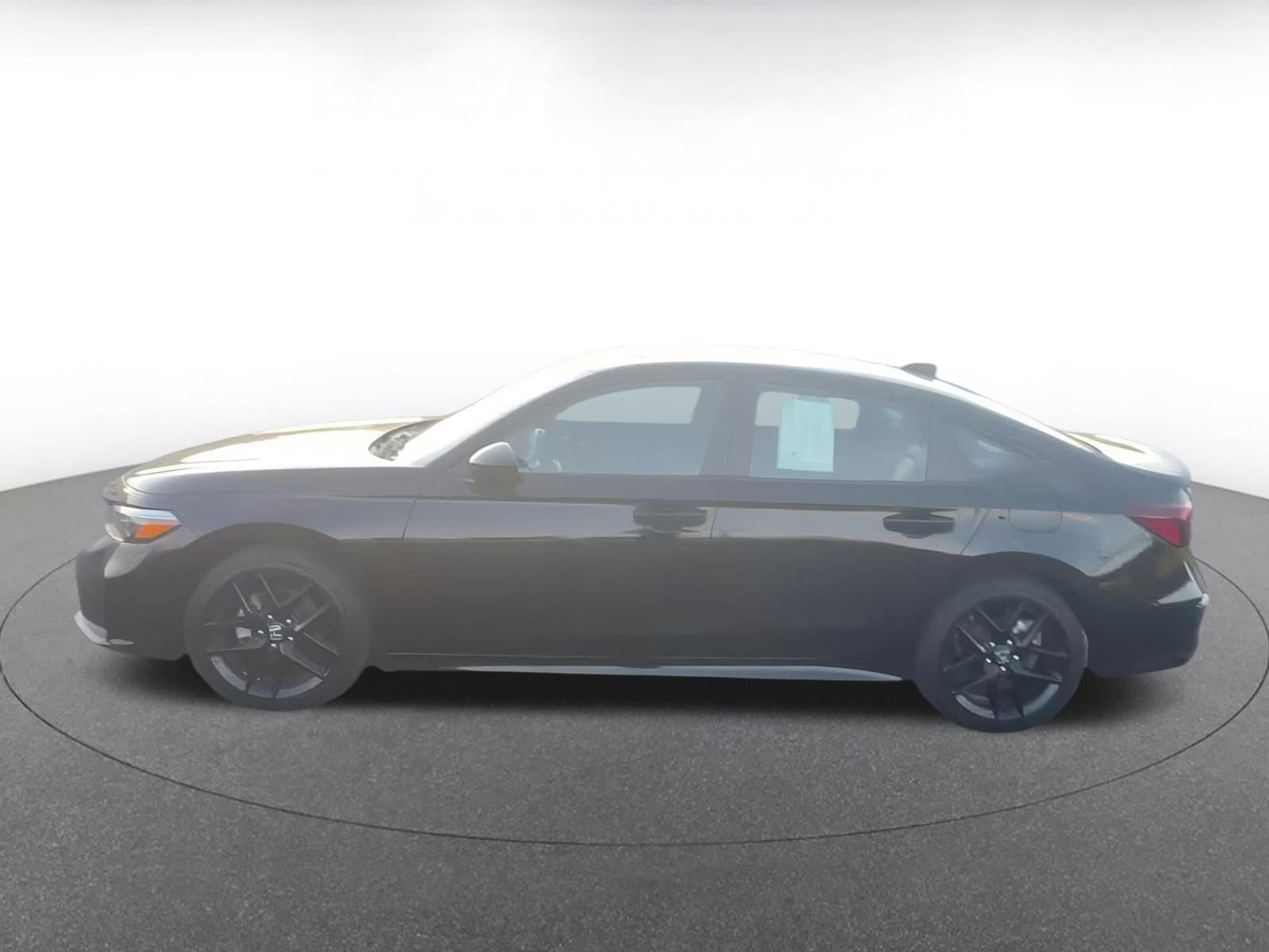 Used 2025 Honda Civic Sport image 9