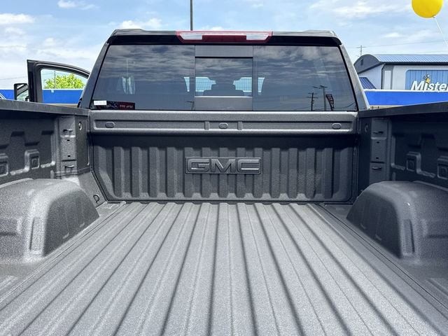 Used 2024 GMC Sierra 1500 SLT w/ SLT Premium Plus Package AWD/4WD image 10