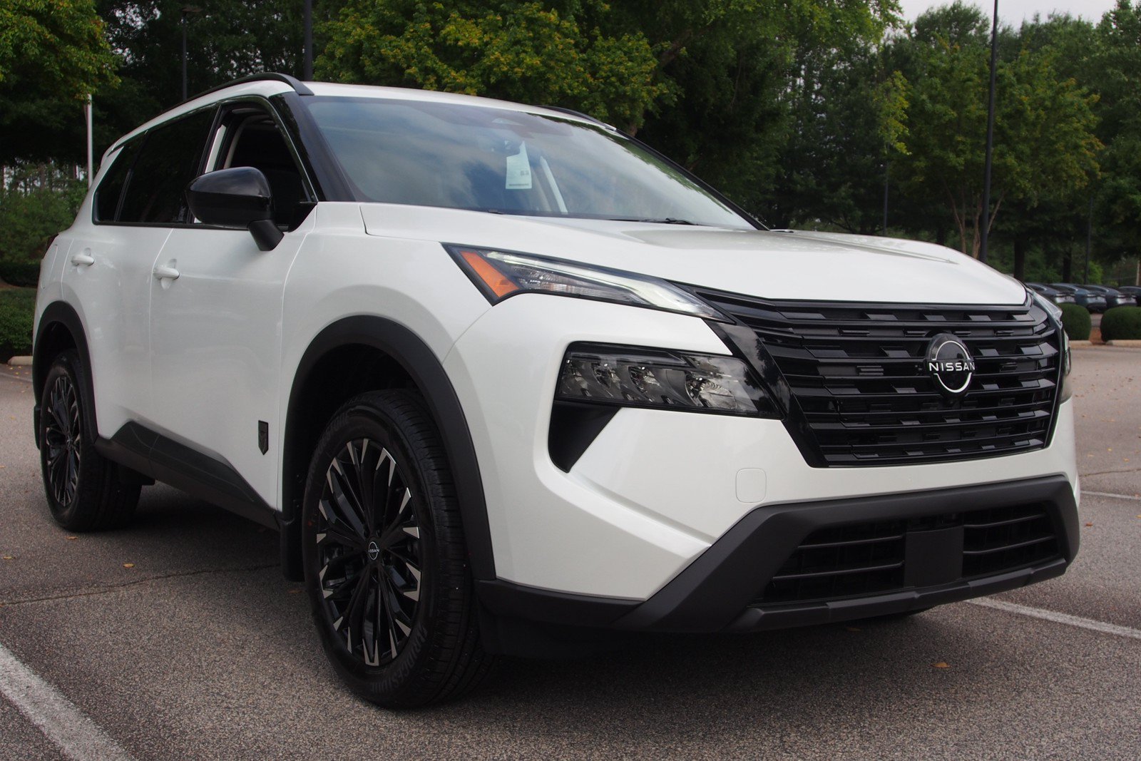 New 2026 Nissan Rogue Dark Armor FWD image 1