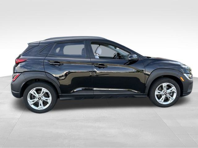Used 2022 Hyundai Kona SEL AWD/4WD image 6