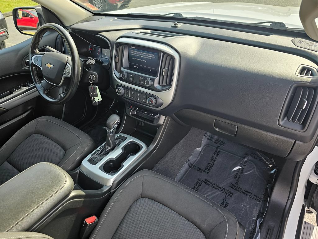 Used 2022 Chevrolet Colorado LT AWD/4WD image 11