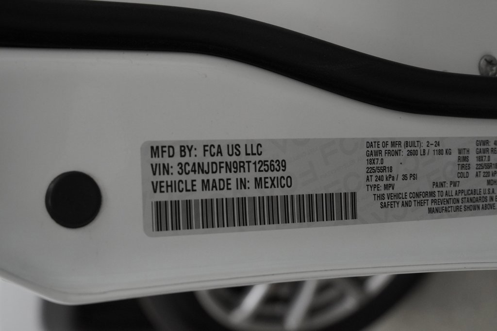 Certified 2024 Jeep Compass Latitude image 52