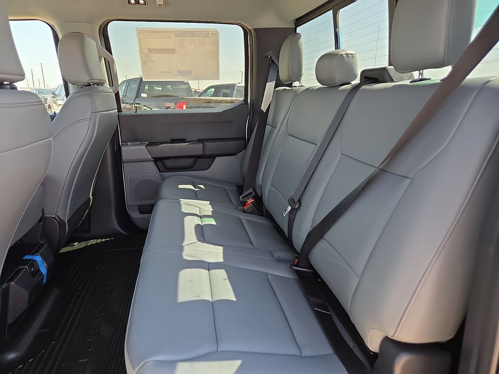 New 2026 Ford F350 XL w/ XL Chrome Package AWD/4WD image 17