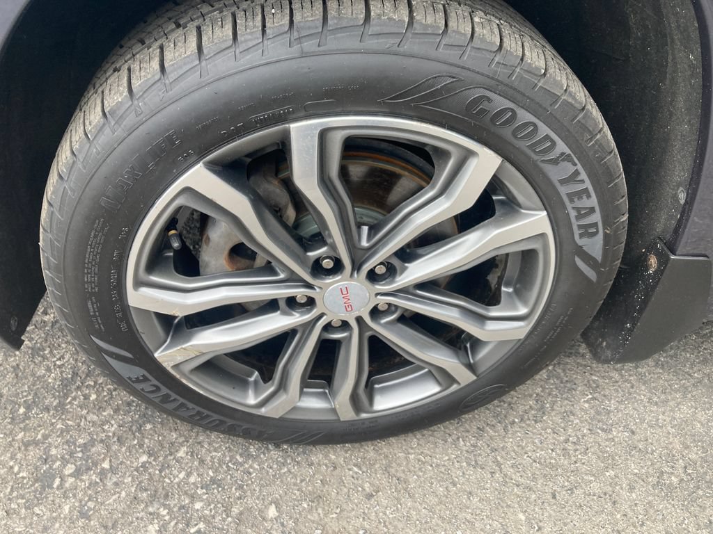 Used 2019 GMC Terrain Denali w/ Advanced Safety Package AWD/4WD image 34