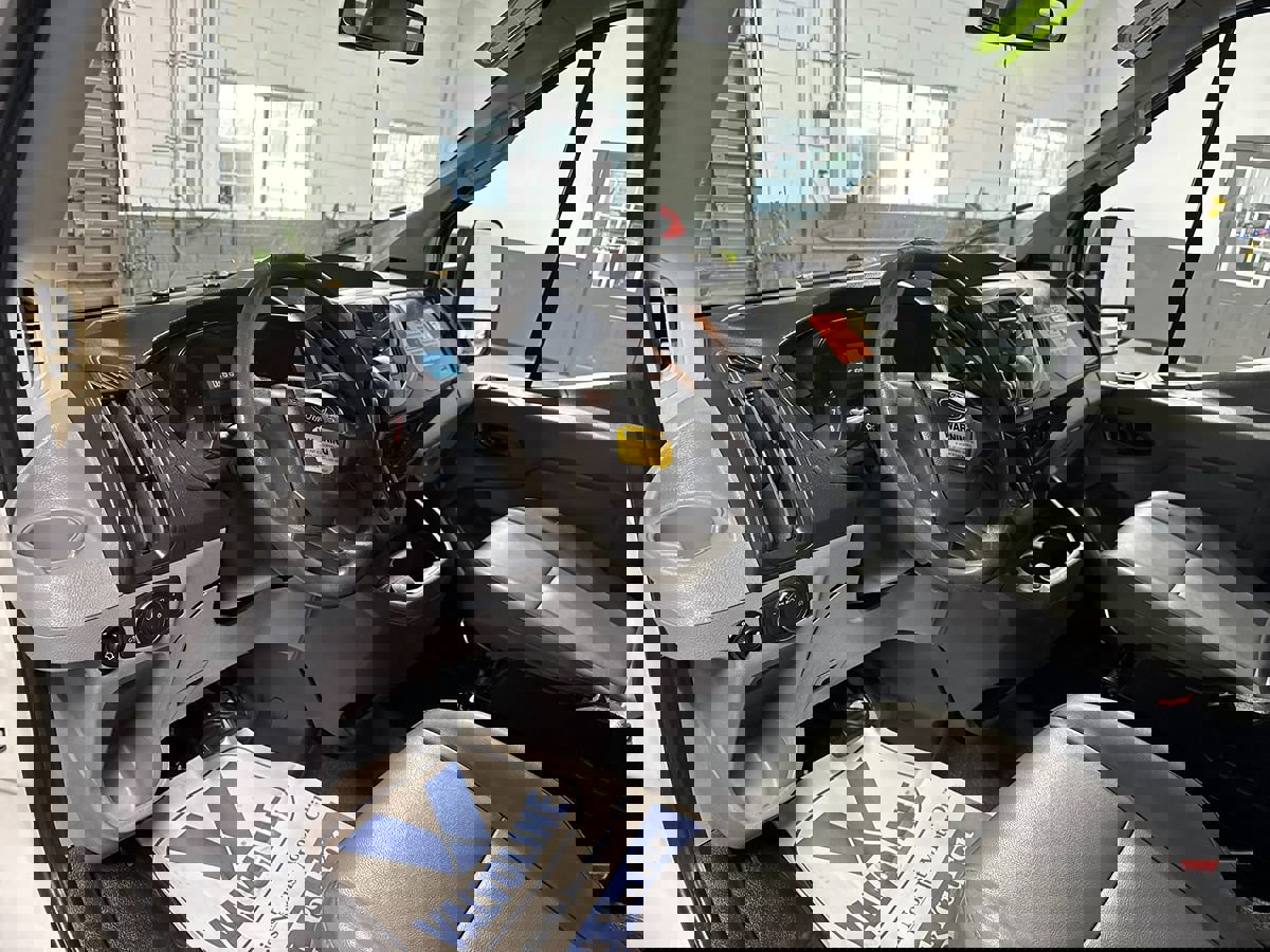 Used 2018 Ford Transit 250 138 image 12