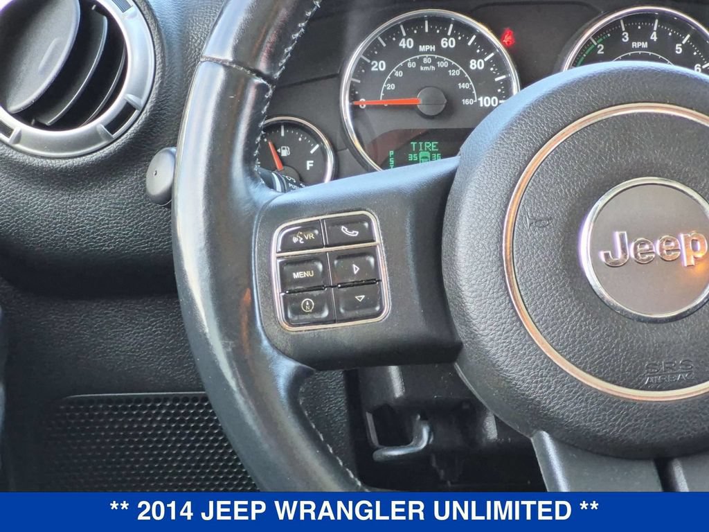 Used 2014 Jeep Wrangler Unlimited Sahara w/ Connectivity Group AWD/4WD image 18