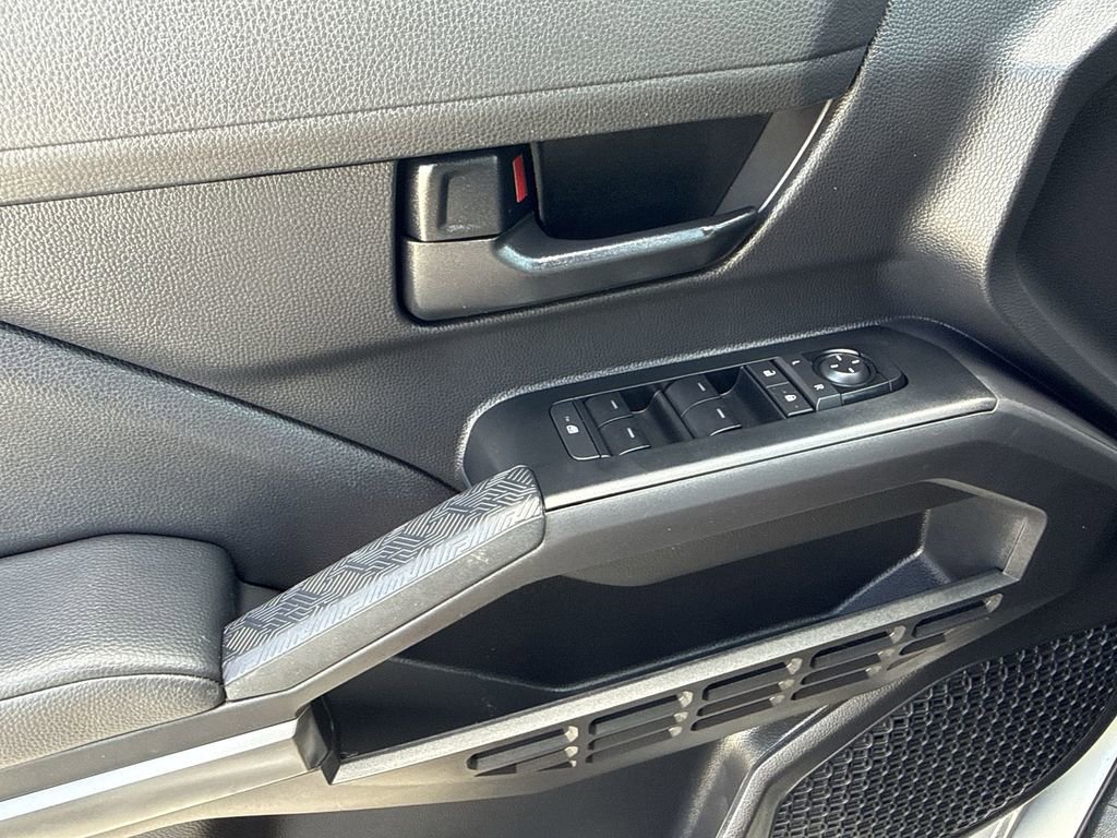 Used 2024 Toyota Tacoma SR5 AWD/4WD image 29