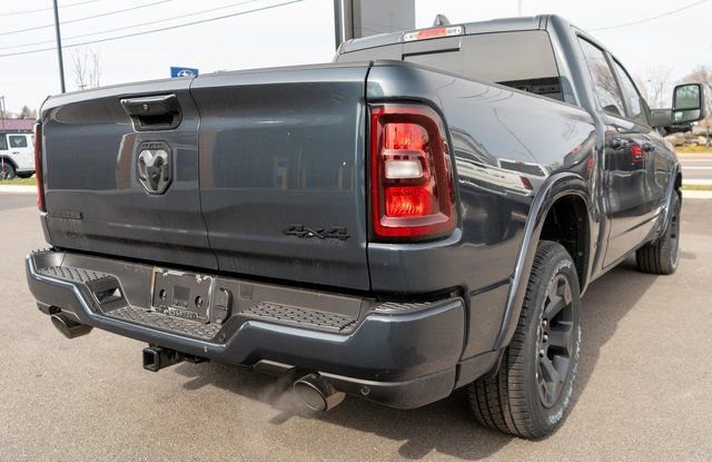 New 2026 RAM 1500 4x4 Crew Cab image 4