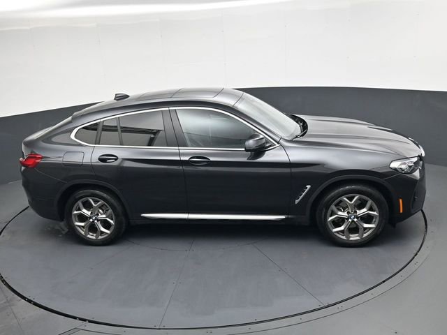Used 2025 BMW X4 xDrive30i image 22
