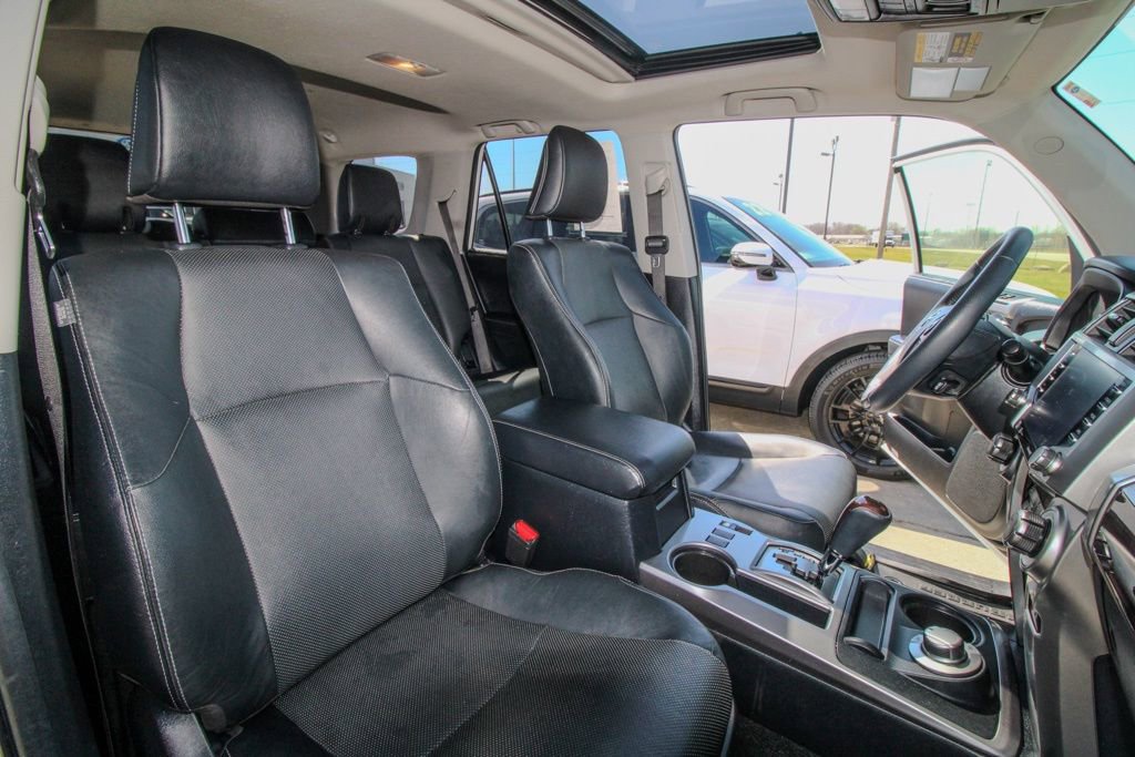Used 2022 Toyota 4Runner Limited image 18